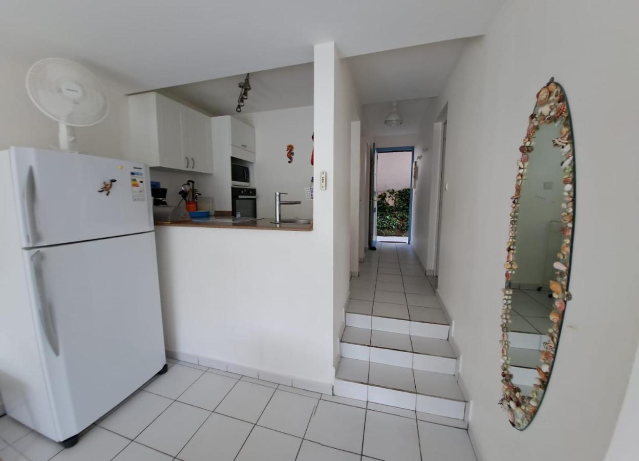 Vue Mer, Piscine, Appartement 4 Personnes Le Gosier  Exterior photo