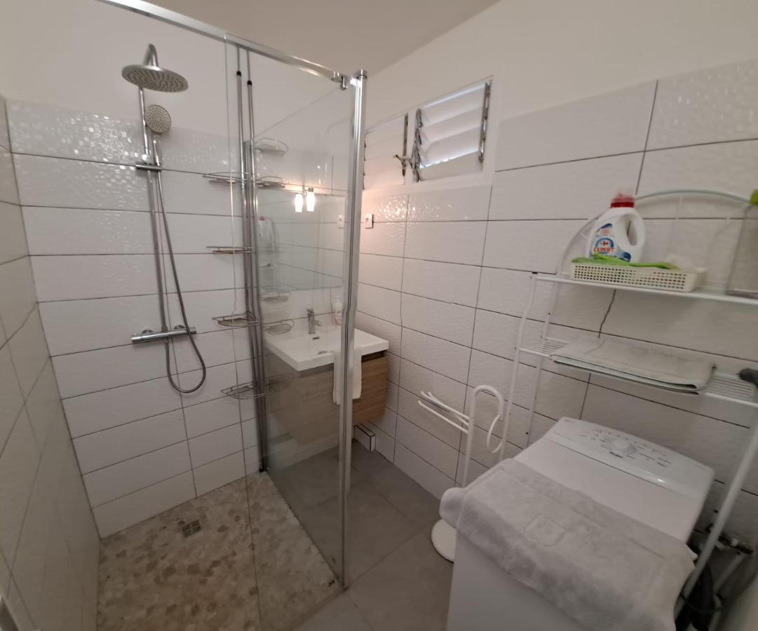 Vue Mer, Piscine, Appartement 4 Personnes Le Gosier  Exterior photo
